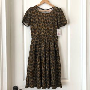 NWT LuLaRoe Amelia Dress. Size M